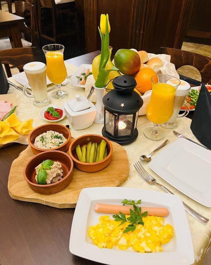 Aparthotel Ekspresja Nakło nad Notecią Esterno foto
